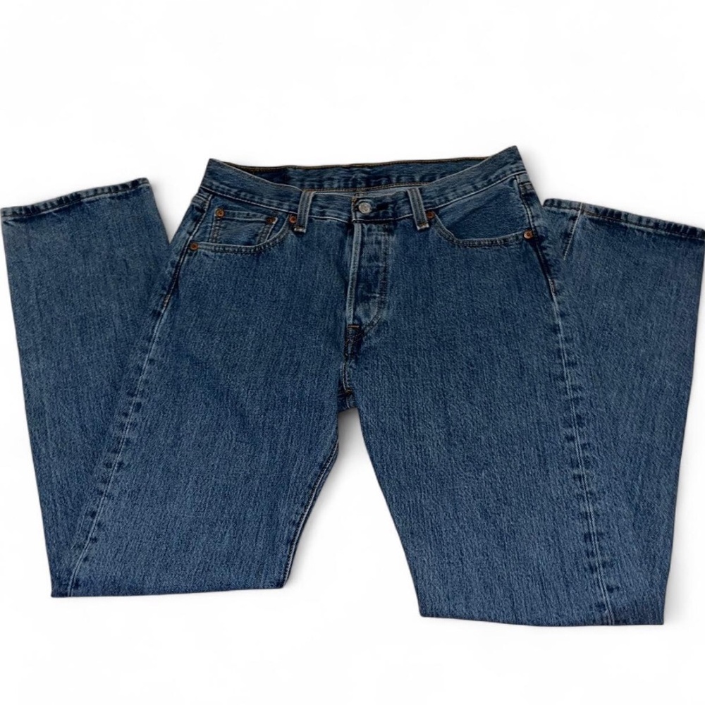 Classic Blue Levi’s Denim Jeans